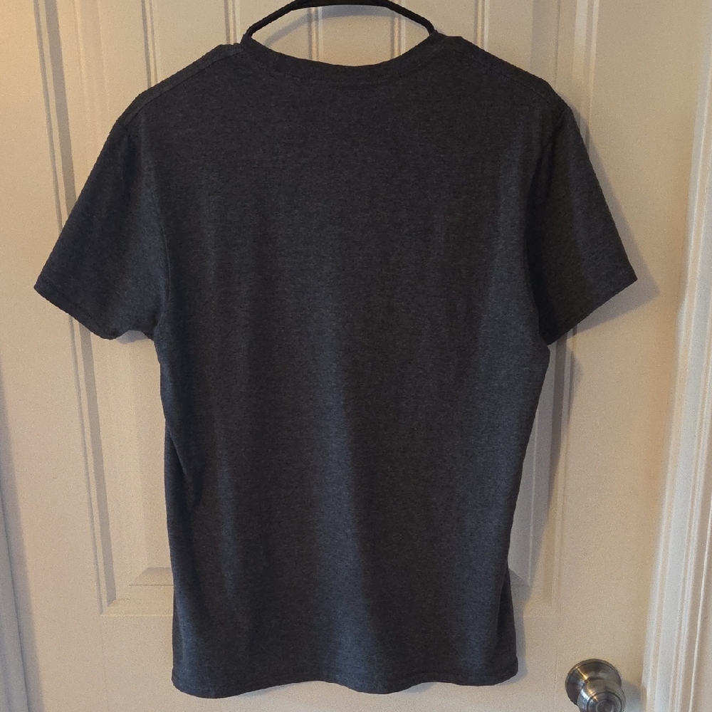 Unisex Star Wars 1977 Graphic Tee - Picture 4 of 6